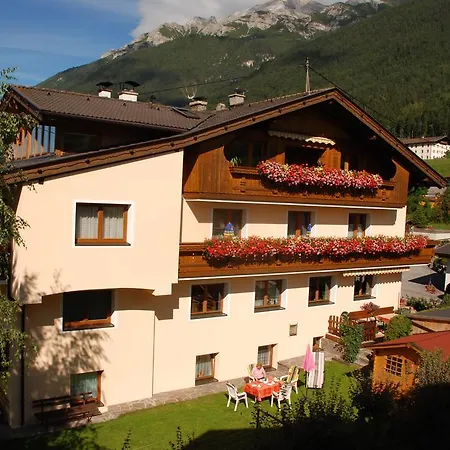 Апартаменти Haus Waltraud