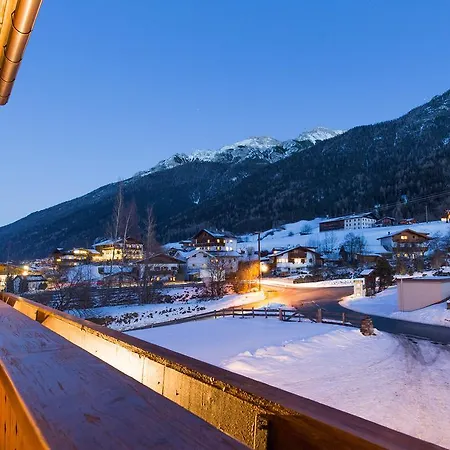 Haus Waltraud شقة *